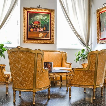 Hotel Assenzio Prague Luaran gambar