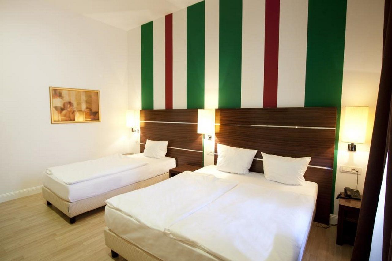 Hotel Assenzio Prague Luaran gambar