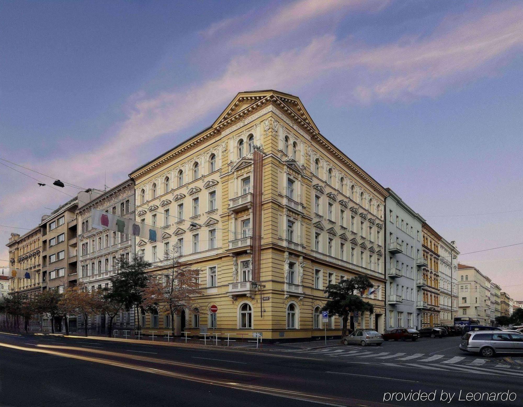 Hotel Assenzio Prague Luaran gambar