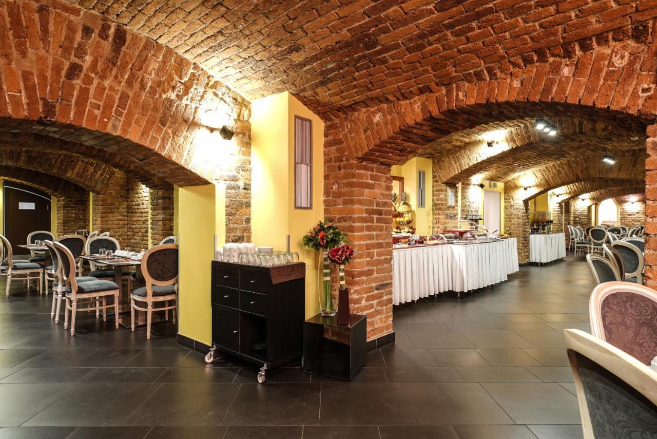 Hotel Assenzio Prague Luaran gambar