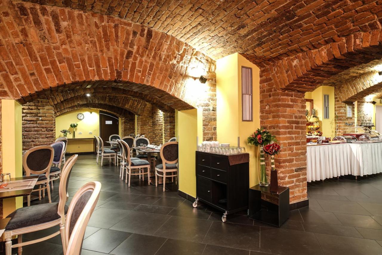 Hotel Assenzio Prague Luaran gambar