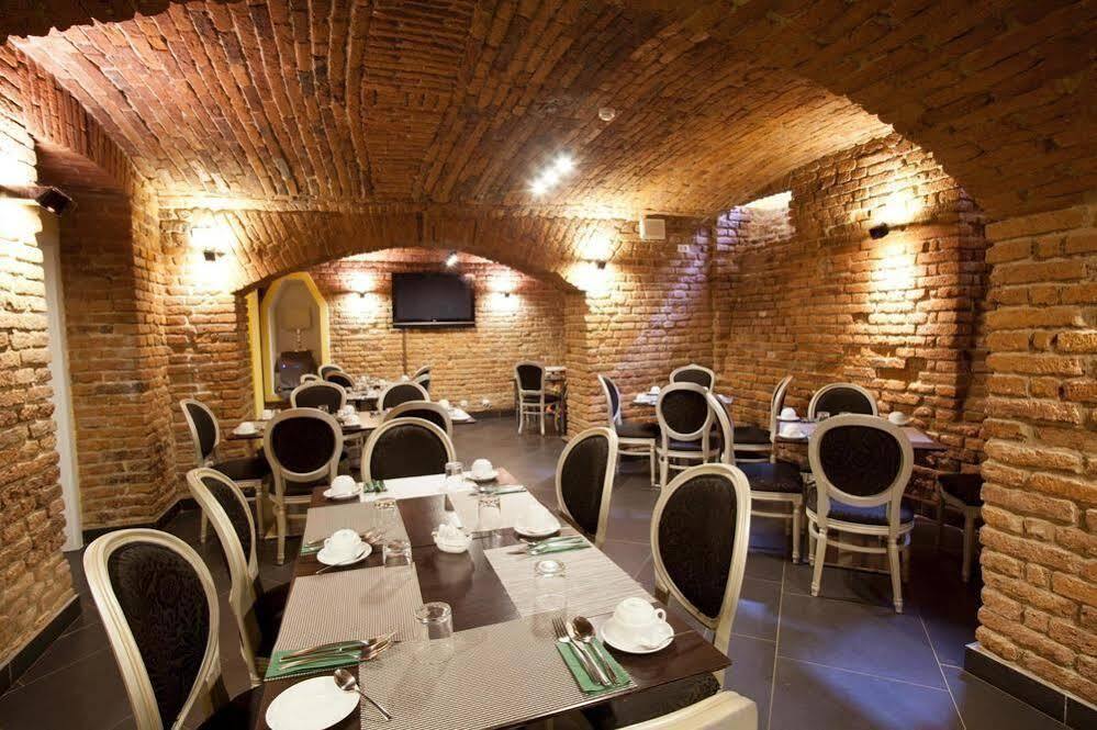 Hotel Assenzio Prague Luaran gambar