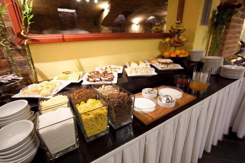 Hotel Assenzio Prague Luaran gambar