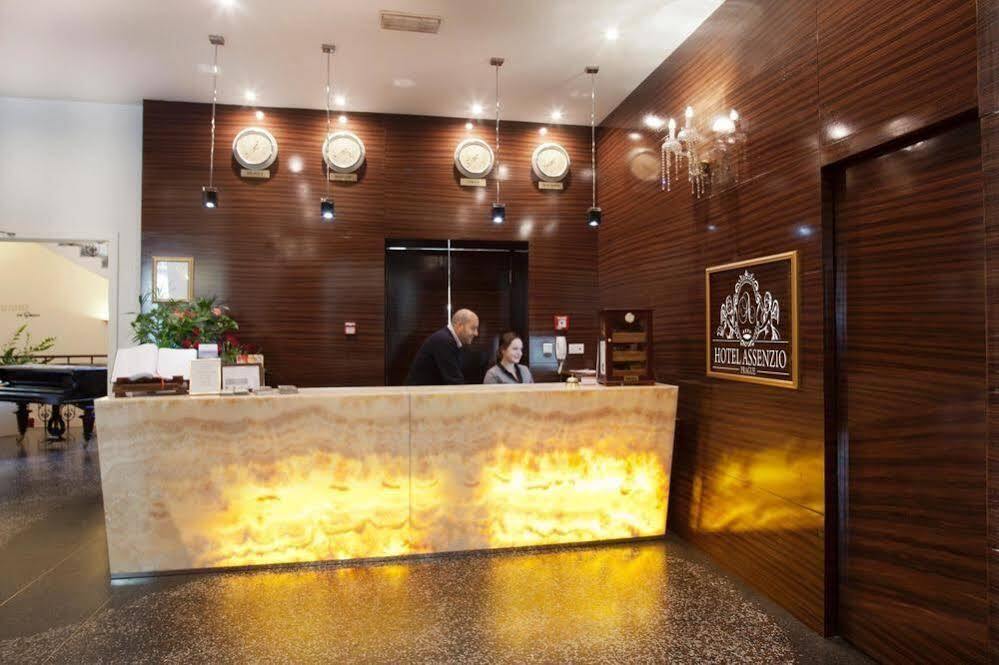 Hotel Assenzio Prague Luaran gambar